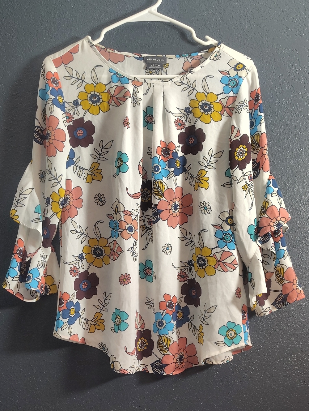 Retro 70s White Floral Bell-Sleeve Hippie Blouse Size XS.